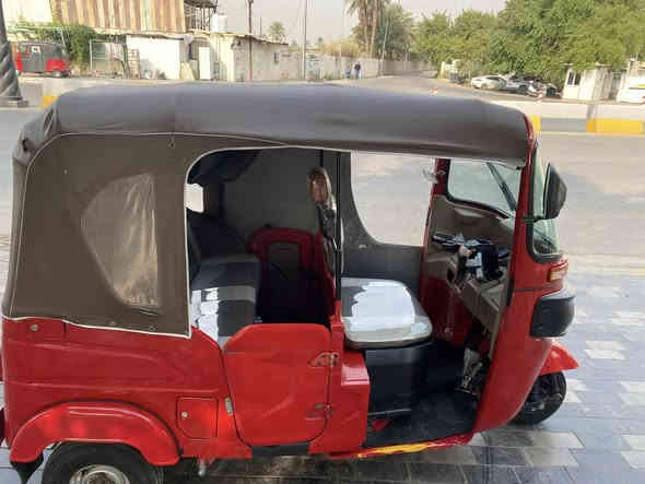 السلام عليكم تكتك موديل 22 رقم كربلاء مشروع وطني للاستفسار خابر ما موجود خاص محتاج ومستعجل على بيعته *********** العنوان بغداد اللعطيفية
