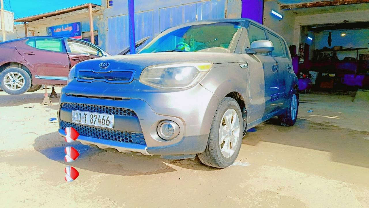 كيا صول موديل 16 معروفة موصفاتة
مكينة 1600 تخم تاير جديد 👉
باتري جديد حدادية امامي خلفي جديد 👉
رقم بغداد انكليزي بسمي مداور ثاني يوم 👉
حادثهة بالكصة مال بنيد بدون ايرباك 👉
سيارة مال بيت جديدة بمعنة الكلمة 👉
 مكاني ديوانية دور النسيج 👉
رقم الهاتف ***********📞
