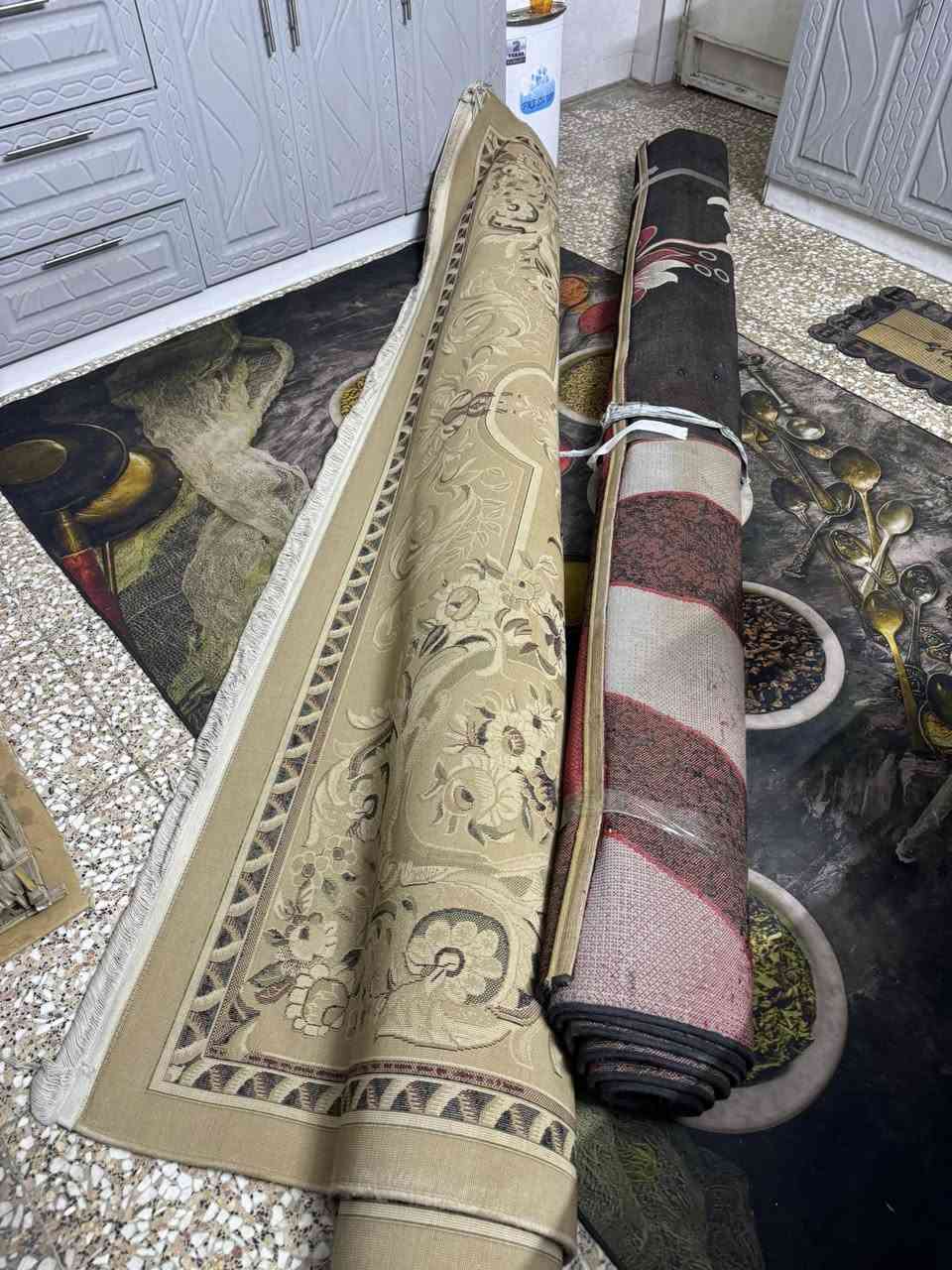 السلام عليكم للبيع  زوالي عدد 2 القياس 3x4 وميز تلفزيون 
سعر 150 العنوان بغداد الدوره حي الصحه/ رقم الهاتف/ 📞☎️***********
