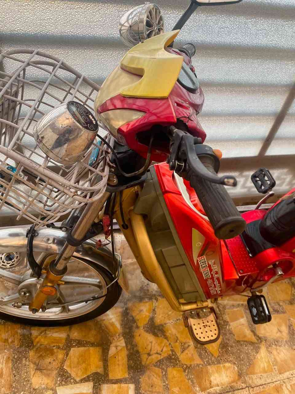 دراجة شحن بدون بطاريات للبيع  ونقصها فقط مجمع البريك مكسور


**إذا كنت صاحب هذا الإعلان وتريد حذفه لأي سبب، رجاءا أرسل رسالة إلى الدعم الفني**