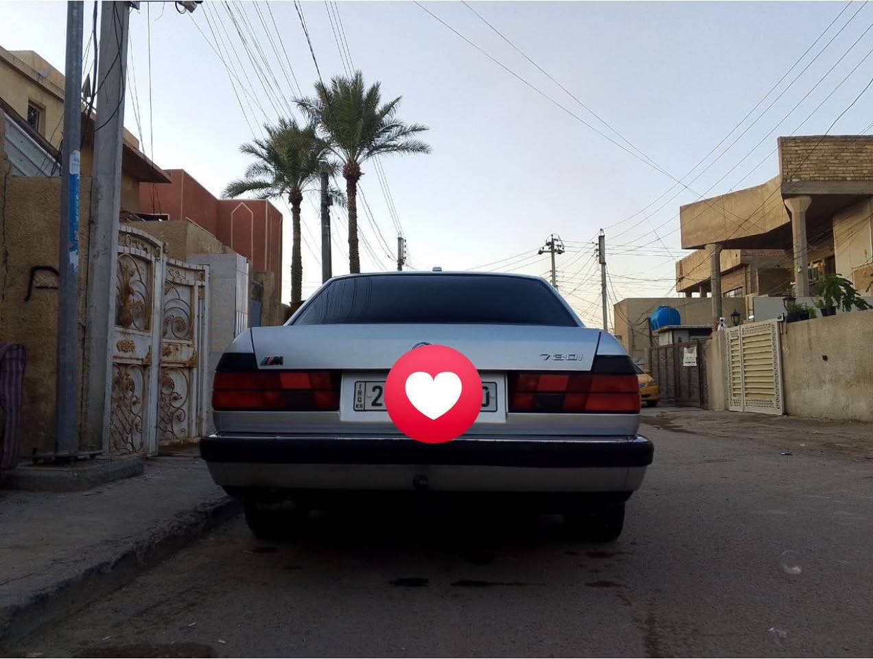 من رخصة الادمن ……السلام عليكم ورحمة الله وبركاته سيارهBMWموديل ٩١ رقم دهوك السياره شوف عينك جديده واحلى حتى من الصور بيها فقط بارد باب السايق والباقي كفالة كفالة تبريد قطعتين فتحه سقف السعر 68 وبيها مجال مكان السياره بغداد البياع  وراح تجي وشوف بعينك بالحقيقه احلى واسف على الاطالة للاستفسار اكثر رقم تليفون ***********بي واتساب ….. ملاحظه اخيره غير متواجد على الفيس
