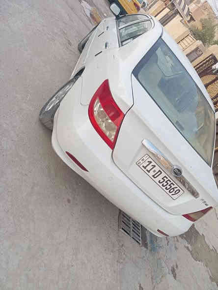 السلام عليكم سياره بي وايدي للبيع موديل 2012 رقم نكليزي هزه جديده كير مكينه تبريد تخم تاير   لايت زنون كله شغال السياره قطرت صبغ مابيها مكفوله كفاله عامه نقصها ايسي فقط مكاني البياع شرطه الخامسه السعر 62 وبيها مجال
***********
