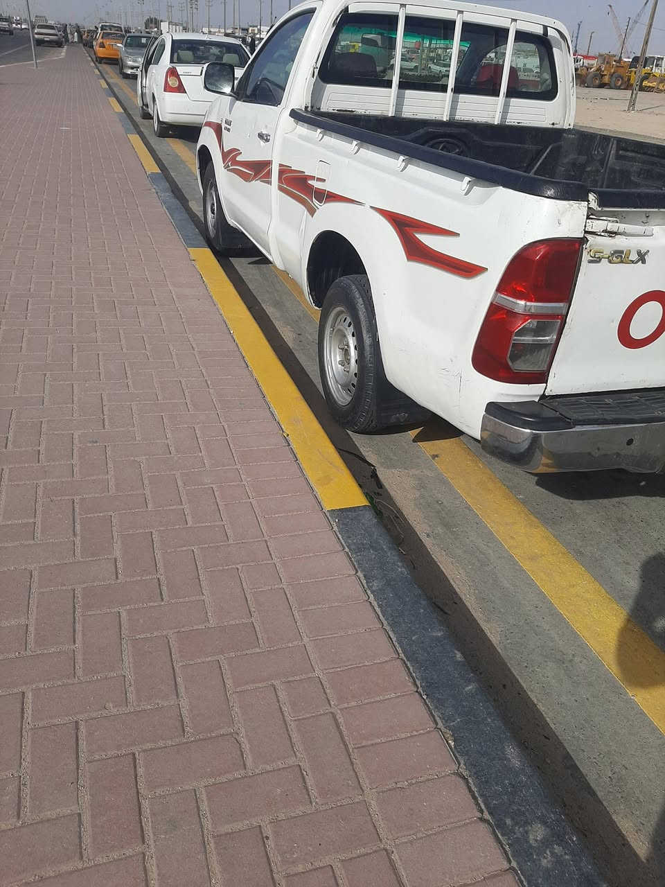 السلام عليكم بيكم فلاونزه هايلوكس ام الدعاء 2011 تخم تاير حداده مشط كله جديد مكفوله كفاله عامه بسمي تحويل ثاني يوم سنويه لغايه لل 30 السعر 110 للإستفسار رقم الهاتف *********** مكاني البصره الحيانيه دور الشرطه
