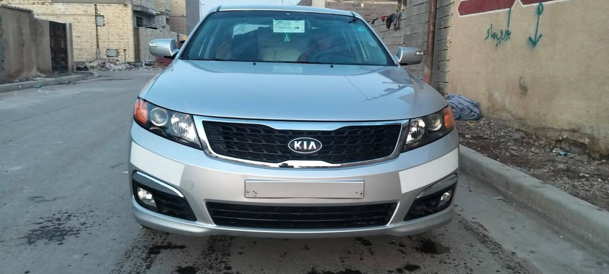 يا الله سلام عليكم اوبتيما 2010 ادوات كصتها جنطه سياره ماشيه70الف حقيقي كير ومحرك حداديه بالكرتون سياره دخول جديد عنوان بغداد*********** سياره بنزين
