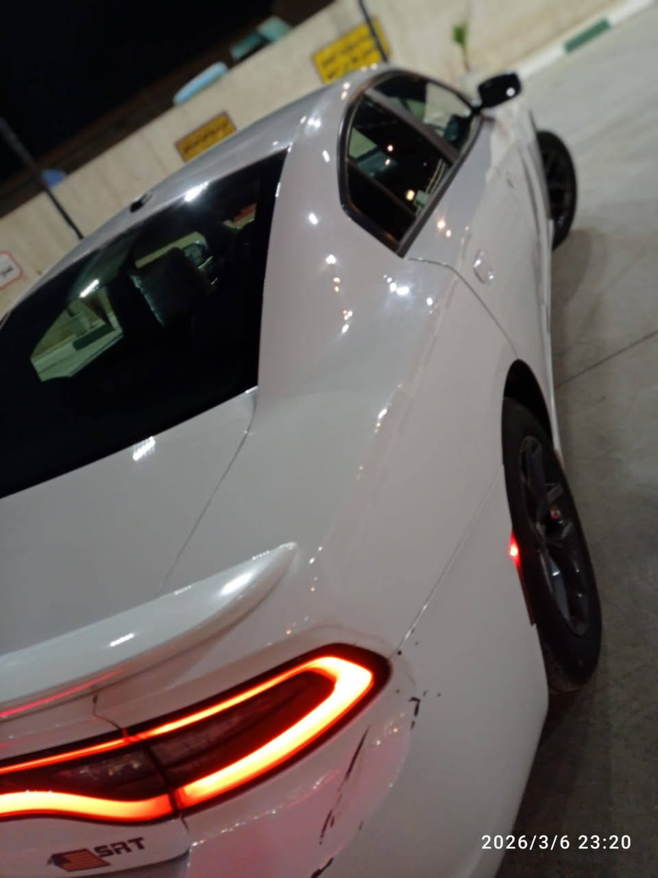 السلام عليكم
دوج جارجر موديل 2015

سياره شماليه اربيل  رقم دولي شرط تحويل وكاله 

محرك 3600

مكفوله من الصبغ والتبديل / ملاحضةةةة بيها باردات فقط
 
كير  مكينه كفاله 

 حداديه امامي خلفي جديد 

تخم تاير جديد + ويل 18 
 السعر  190 وبيها مجال بسيط

مكان السياره بالعماره  تواصل  ***********
