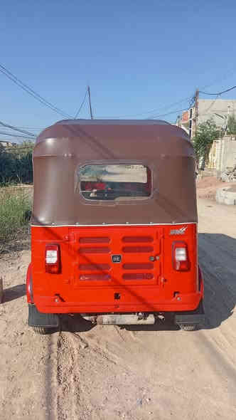 سلام عليكم تكتك مديل 19 شهر 2 بسمي تحويل ثاني يوم مصبوغه عام جماليه تكتك خير من الله كبل للشارع السعر 5250 او بيهة مجال بصيط. العنوان ديالئ بعقوبه رقم ***********
