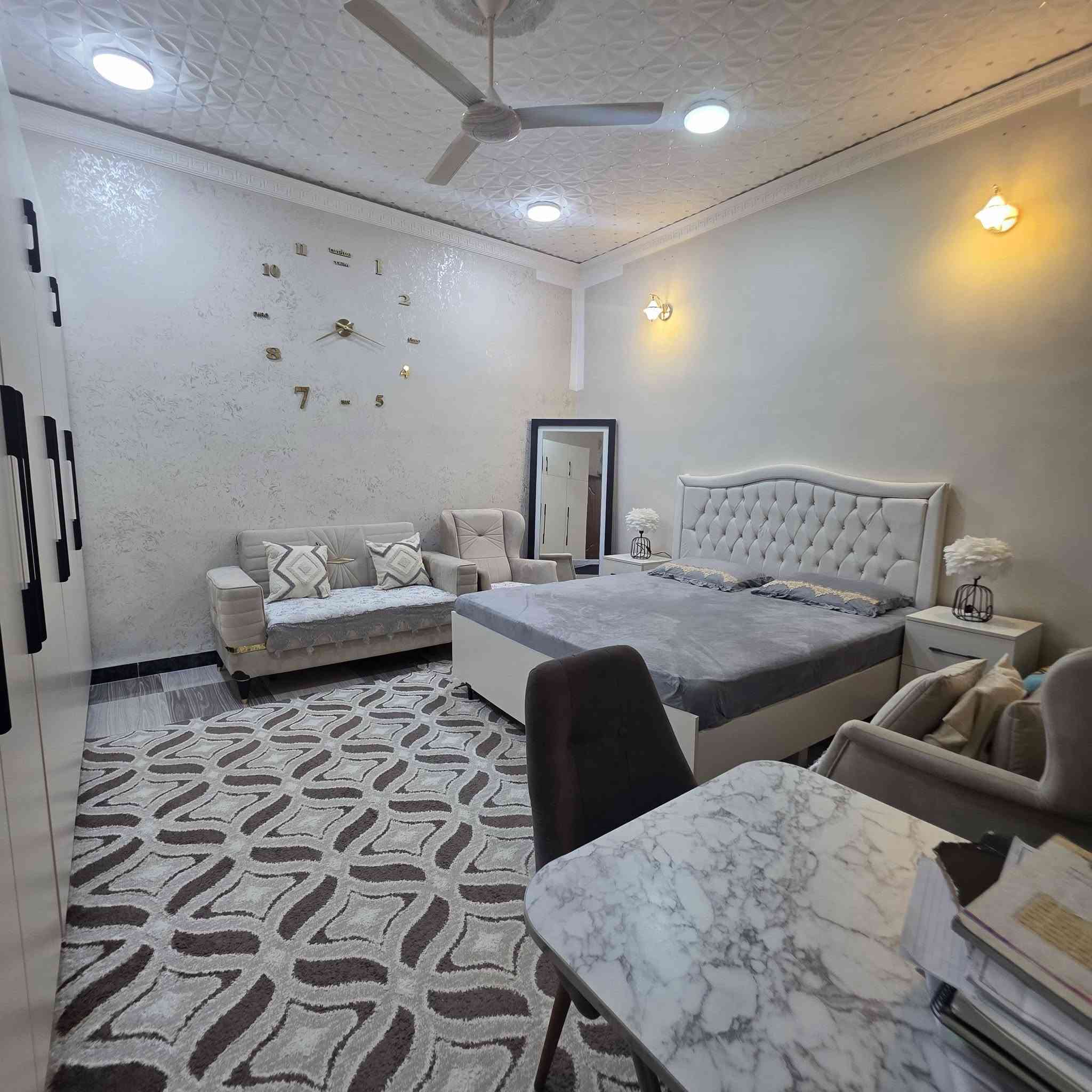 ؜🏠 عروض مكتب الرحمن 🏠
ـ ـ ـ
#اليوم جبتلكم عقار  راقي في منطقة راقية 
🔻 ( دار  للبيع ١٠٠ متر زراعي)
    

#المساحه.:  ١٠٠ متر 

#العنـوان 📍 : حي الواسطي خلف مول حاجي زياد 
 #طابق الاول 
#استقبال #كراج سيارة _ مطبخ مع  هول _  غرفة نوم كبير مجموعة صحيات

#السعر: فقط اكتب تم ويصلك السعر على الخاص

ـ ـ ـ
نستقبل جميع العروض للدور السكنية والتجارية والزراعية بكافة مناطق كركوك
للمزيد من المعلومات مراجعة مكتب الرحمن للعقار
🔸ساحة الاحتفالات - ️شارع الغذائية - مجاور صيدلية ضحى عدنان.
أو الاتصال على:
***********
***********
*********** @إشارة@إشارة
