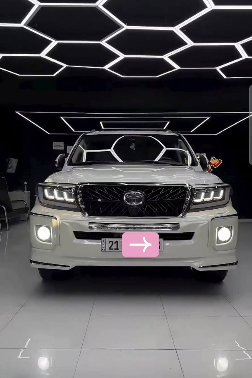 لایت و عەتەری وەنەوشە بۆ فرۆشتن
لایتەکان ٦ عەدەسەو لیدە 
لە مۆدێلی ٢٠٠٨ تا مۆدێلی ٢٠١٥ بۆی ئەبێت 
بەشەرتی ئەسڵی 
نرخی هەردوکی ٦٥٠دۆلار 
***********
