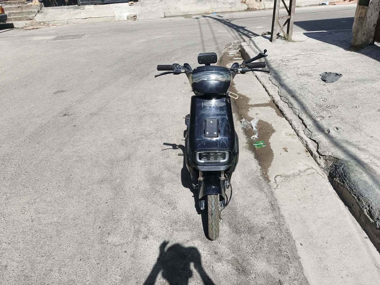 دراجه كهربائيه للبيع المكان بغداد الثعالبه الاولى الرقم ***********
