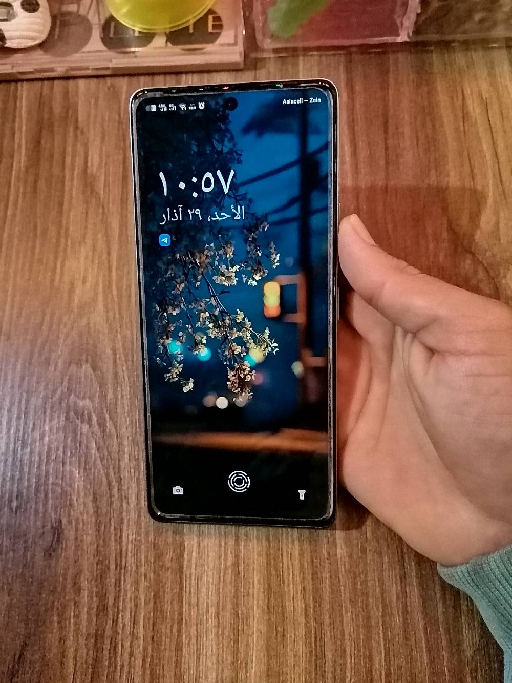 1- تكنو كامون 30 نضيف جداً ومكفول من كلشي
مواصفات الجهاز🔰؛
 شاشة 120 هرتز
 ذاكرة 256  عشوائية 16 
 بطارية 5000
 شحن سريع جداً 70w
السعر؛ 200 الف وبي مجال للشراي

العنوان؛ سامراء 