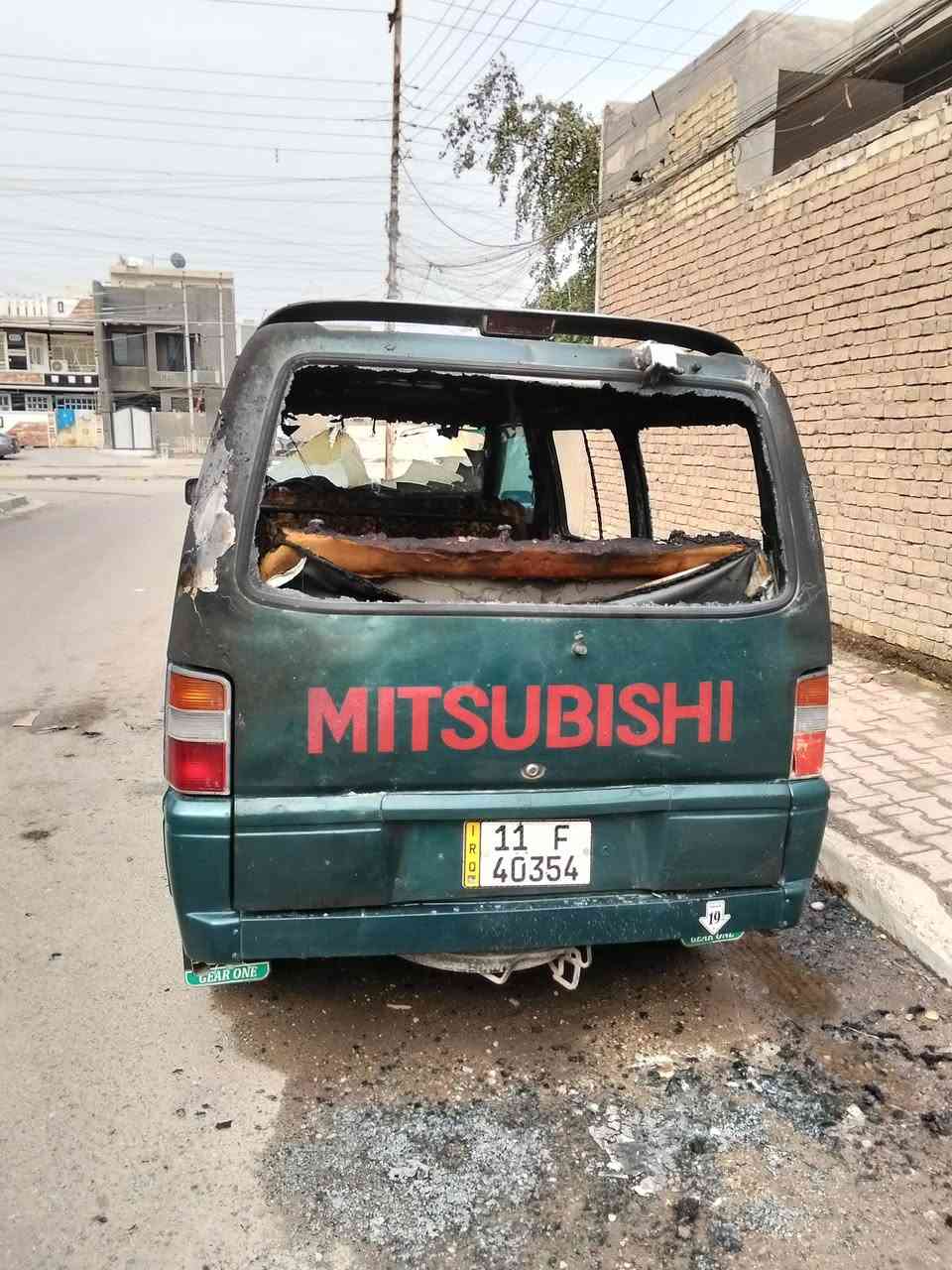 سلام عليكم مسيبوشي باص للبيع موديل 94سنويه انكليزي لغايه 30رقم دولي جديد كير محرك اكسل مكفول غرفه متحركه بل كامل ***********
