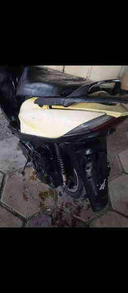 سلام عليكم دراجه  سرعه ميه أربعين  للبيع  350  الرقم *********** العنوان جسر ديالى القديم الطاقه  جامع طه
