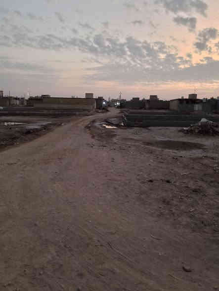 قطعه البيع حي الكوفه فرع المجمع الخير علئ شارعين مساحه 400 قطعه مدفونه كلش مرتبه ***********
