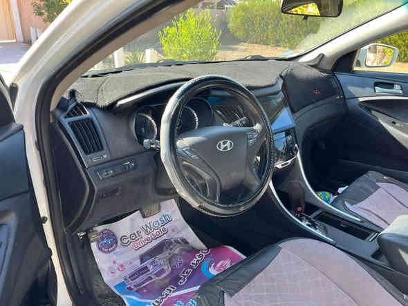 البيع فقط  سوناتا 2012 مكينة 2400 خليجي مواصفات كويتي تحكم ستيرن وشفتات رياضية داخل اسود ويل كروم ماشية 188 حقيقي السيارة على ايدنا استلام شركة محرك ممفتوح مكفولة كفالة عامة من الصبغ والضرر شرط الفحص رقم مميز وسنوية لل 2028 السعر 131 $
***********
