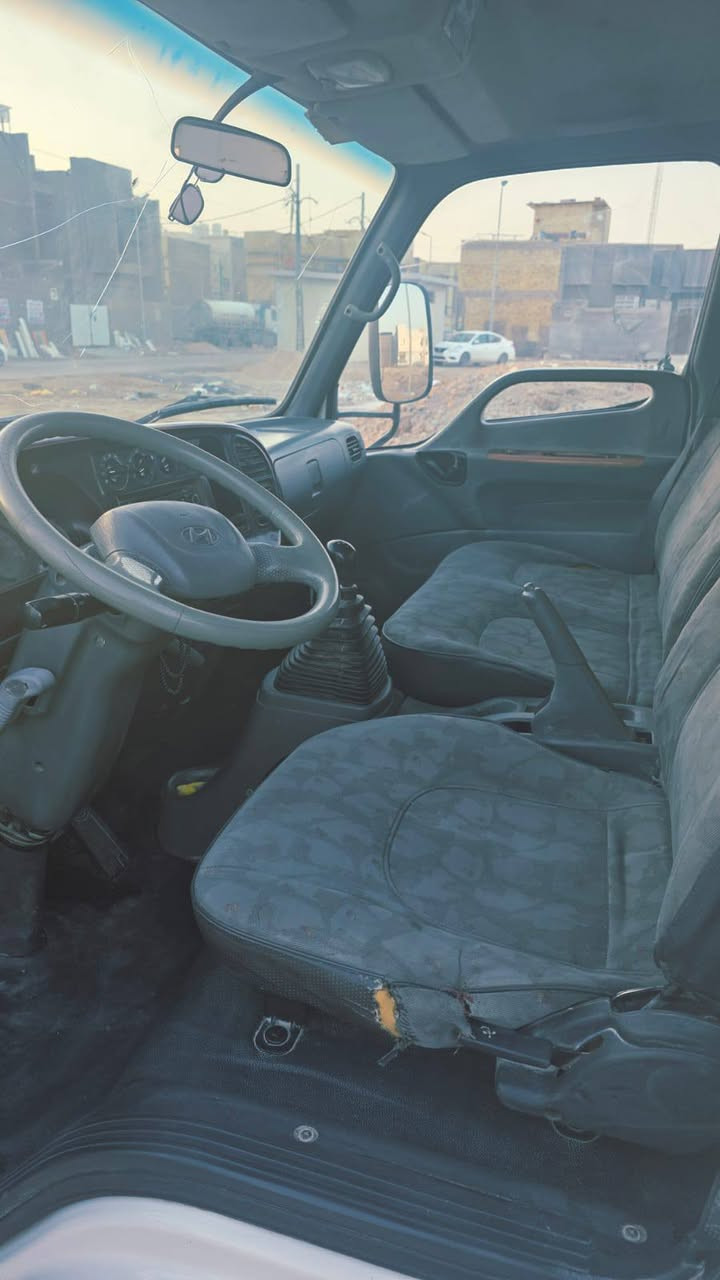 كنتر هونداي للبيع
مكفول كفالة عامة موديل2014
رقم ذي قارة
***********
***********
