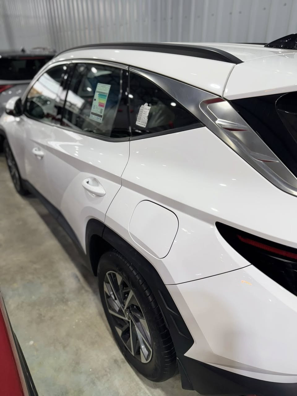 توسان موديل ٢٣ كفاله عامه حته من البارد فول  مواصفات
عدا البنوراما ومعروفه مواصفات التوسان 
السياره بحاله الوكاله ماشيه (١٧) الف 
الرقم (***********)
