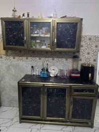 للبيع كاونتر وطباخ ب100 الف الدوره ابودشير 07710977938