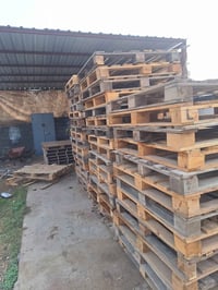 سكيب خشب • ١١٥×١١٥ • يحمل ٢ طن