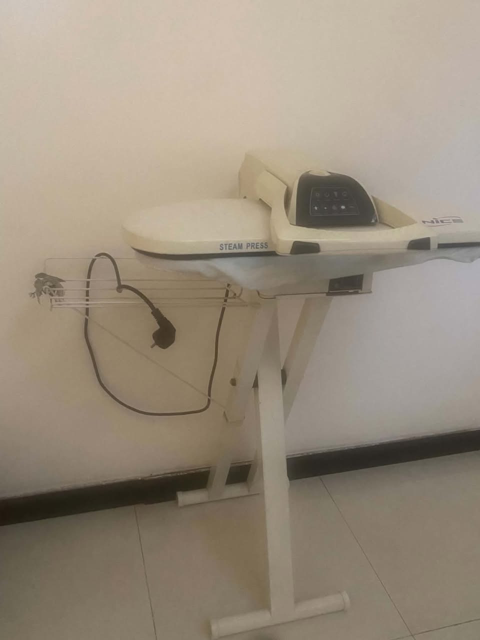 سبلت طن ونص شغال على فحص ب225بيه مجال
اوتي ملابس مستخدم قليل ماخذيه 250قبل فتره ب125بيه مجال بسيط مكان بغداد حي الحسين


**إذا كنت صاحب هذا الإعلان وتريد حذفه لأي سبب، رجاءا أرسل رسالة إلى الدعم الفني**
