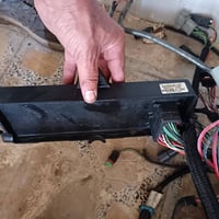 قطع غيار بوبكات للتواصل على الرقم 07802618751