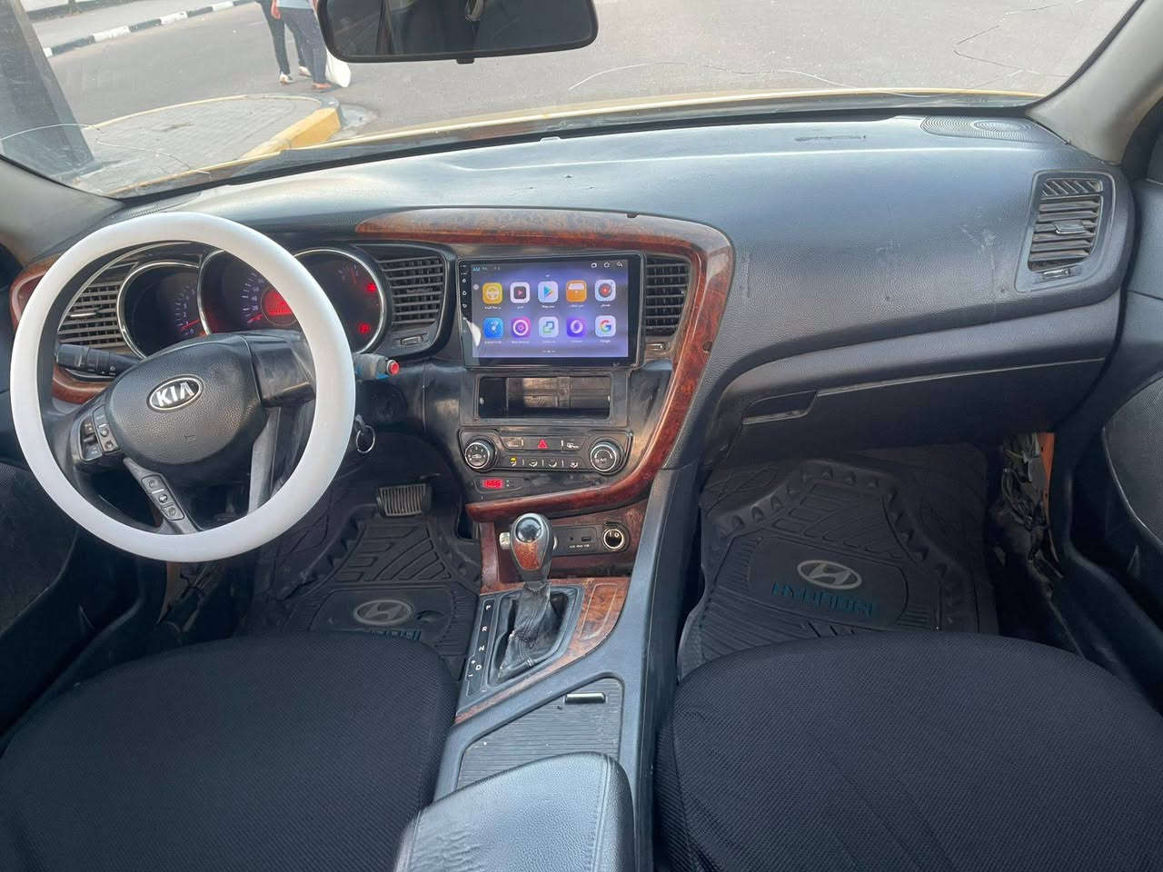 سلام عليكم سيارة كيا فايف موديل 2013 وارد كوري مكينه 2000 مكينه وكير تبريد ثلج رقم  بصرة تحويل ثاني يوم تخم تير حداديه جديدة سيارة جاهزة من كلشي صبغ تغير لون مكفولة من ضربه شاشه كامرة سنويه مجددة 27 مشروع وطني سعر 88بيه مجال ستفسار *********** مكان سيارة البصرة حي الحسين
