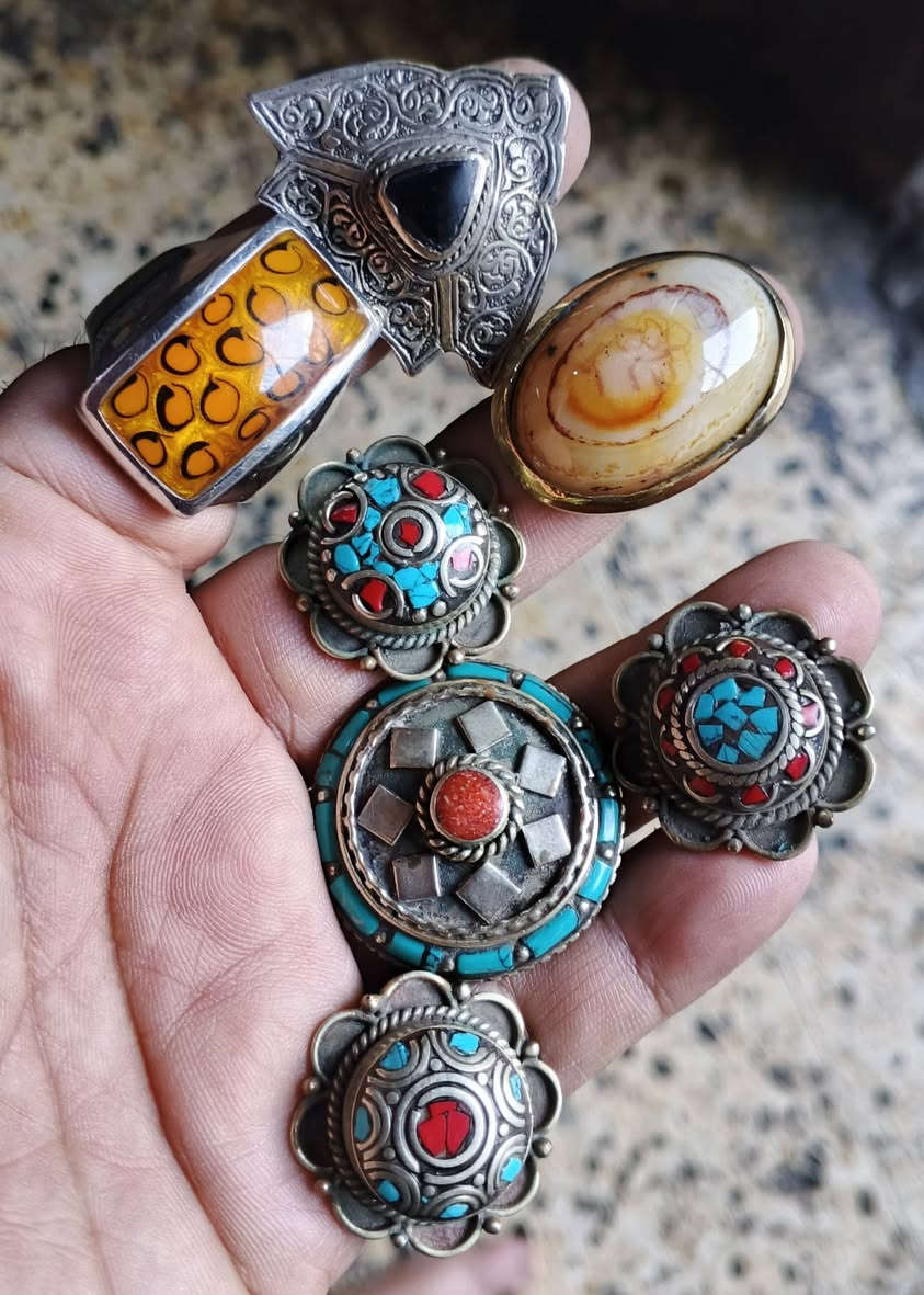 للاستفسار ***********
