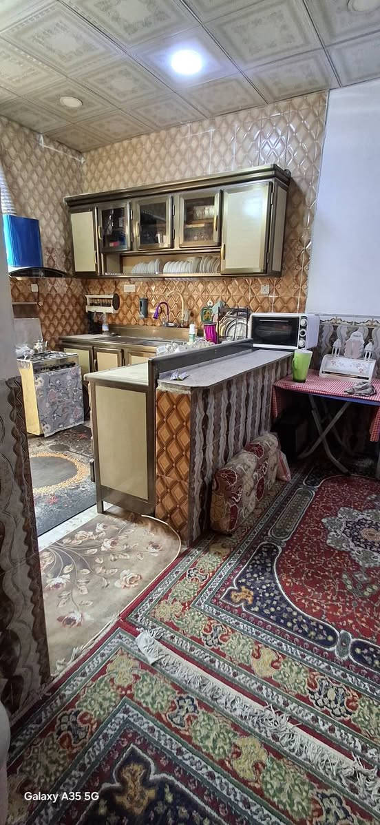 #بيت #للبيع المساحة ٧٧ م 
العنوان #كوفة #السهيلية شارع معمل الدبس 
غرفة وصالة ومطبخ واستقبال صحيات داخلية وخارجية 
للاستفسار ***********  #السعر ٣٠
