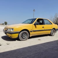 بيجو 405 • بلا راعي • مجال