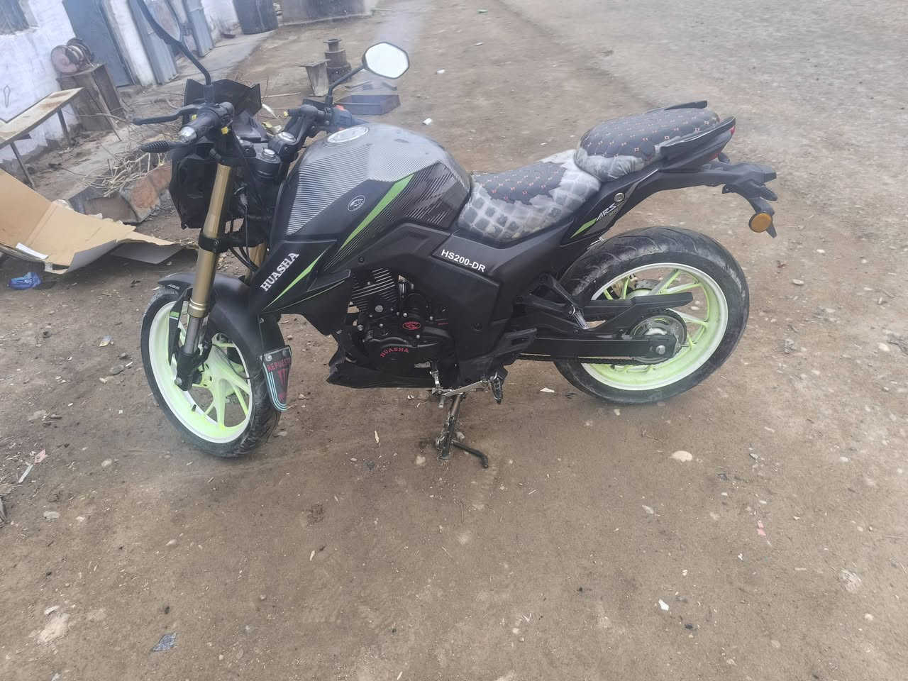 هايوشه 200
6كير 
بيع ومراوس بستوته
موديل24
مكان دولاب 
***********
