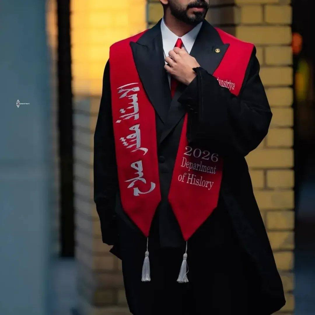 متوفر حجز زي التخرج ♥
للحجز مراسله الصفحه 🌹


**إذا كنت صاحب هذا الإعلان وتريد حذفه لأي سبب، رجاءا أرسل رسالة إلى الدعم الفني**