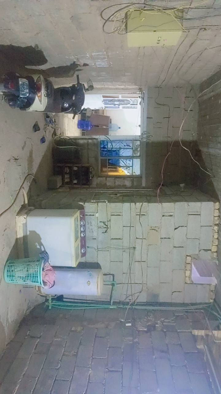 السلام عليكم..
من رخصة الادمنيه بيت 80م صب مشترك قريب على جهة الرئاسة تفاصيل داخل الفيديو السعر 25 للاستفسار على الرقم
***********
