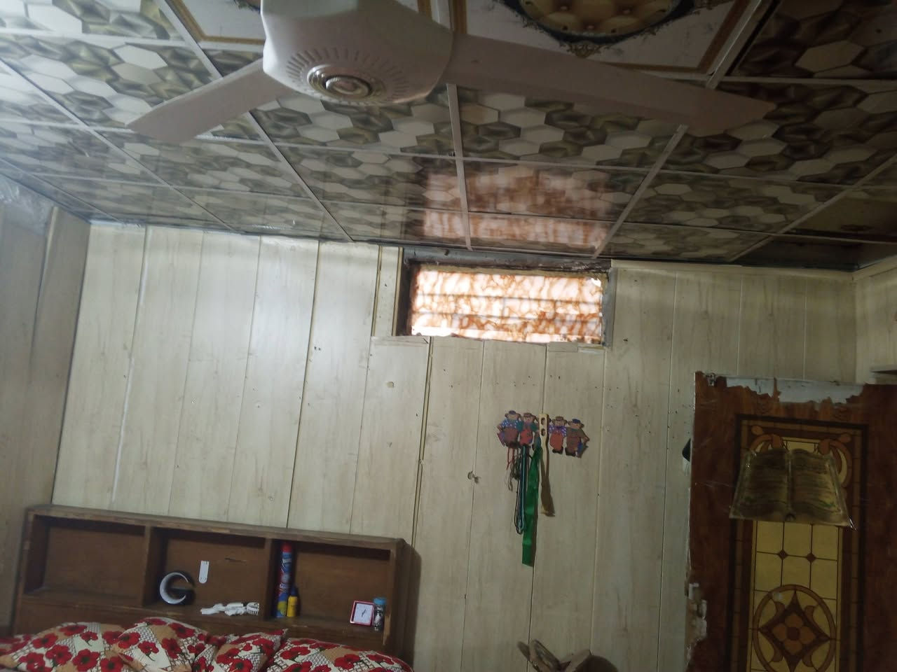 سلام عليكم بيت مساحة ١٣٠او أكثر بسعر ١٢مليون وبي مجال الاستفسار على هذا رقم ***********
