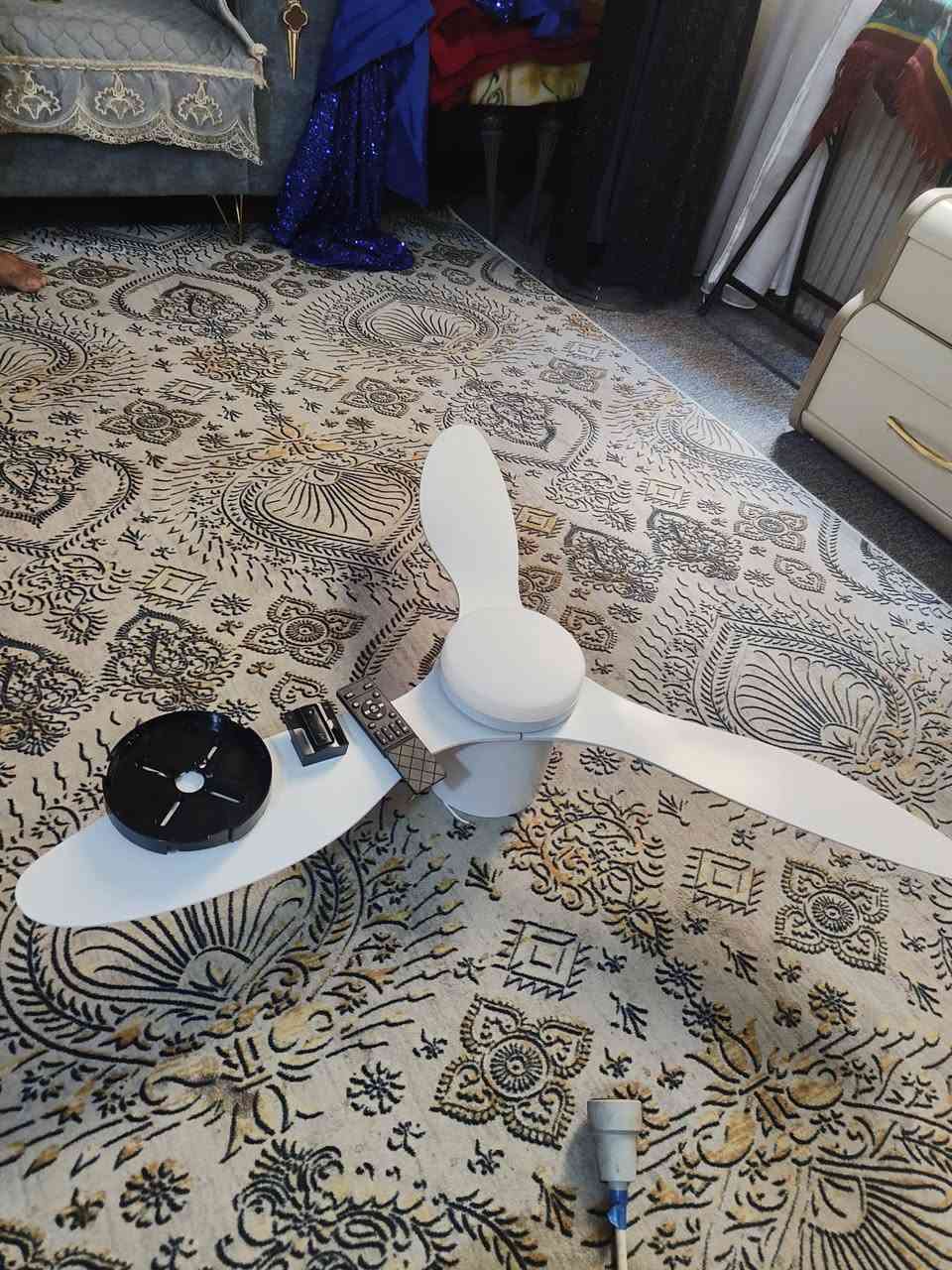 سلام عليكم اخوان مراوح سقفية جديدات بعدهن بلكارتونة مراوح سمارت كلش حلوات وهواهن قوي وكلوب بيهة سعرهن 60الف مكاني حي ميسان بنجف توصيل موجود خاص مفتوح واتساب مفتوح ***********
