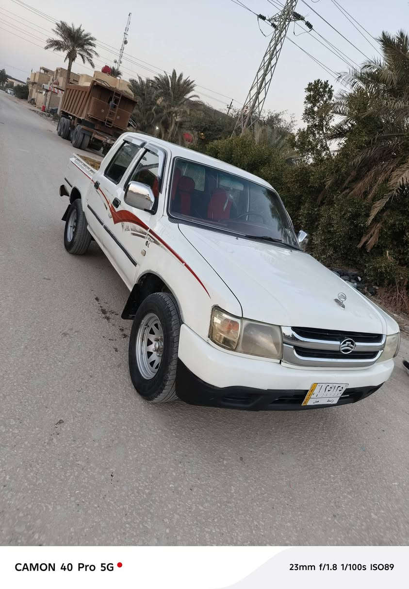 اسلام عليكم بيكم دير للبيع موديل 2006 رقم واسط سنوية مجدده 2028 مكفوله كفاله عامه ضربه تبديل كير محرك اكسن شاصي كهربائي حداديه داخل جديد ونضيف المكان ديوانيه السعر 42 وبيها مجال بسيط للاستفسار اتصل‏‪***********‬‏
