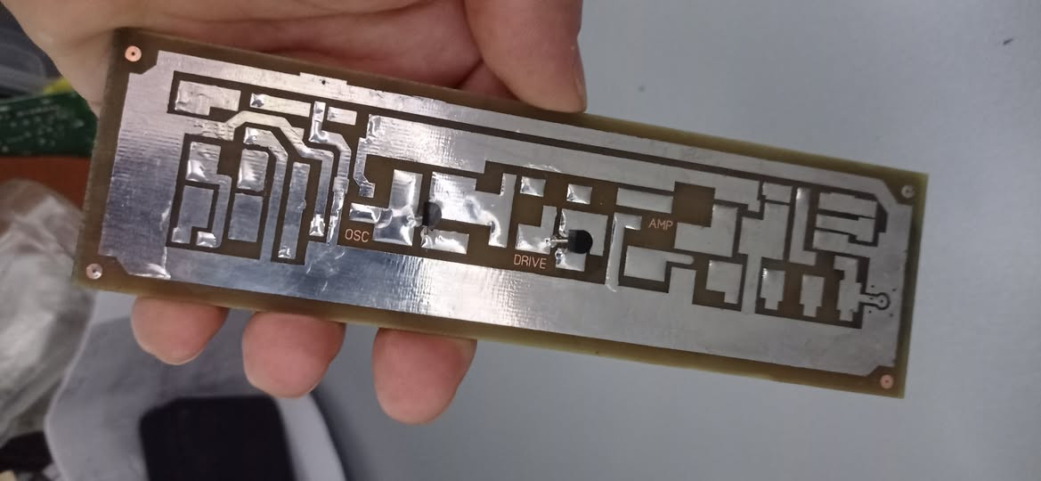 جهاز بث راديوي موجة اف ام FM 88-108Mhz مع الهوائی والمحولة بورسبلاي 

يمكن التحكم بالموجة حسب الرغبة و قدرة الخرج 3 واط ومدخل صوت استريو ويمكن

توصيله مع المسجل والموبايل مع كيبل خاص + جرنفيس هوائي خاص للاستفسار

والسعر على الخاص .


**إذا كنت صاحب هذا الإعلان وتريد حذفه لأي سبب، رجاءا أرسل رسالة إلى الدعم الفني**