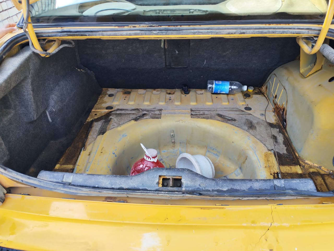 #سمند #للبيع
#موديل 2011

#مكينه وكير خير من الله 

#كهربائيات كامله 

# لايت زنون 

#غرفه دوشمه ارضيه وكشنات جديد 

#رقم بابل انكليزي بسمي 

#سنويه 2030 سيارة مصفرة من كلشي 

#حداديه وصدر امامي وخلفي جديد 

#سعر 24 ورقه وبيها مجال  

عنوان بابل المسيب سدة الهنديه 

***********

***********
