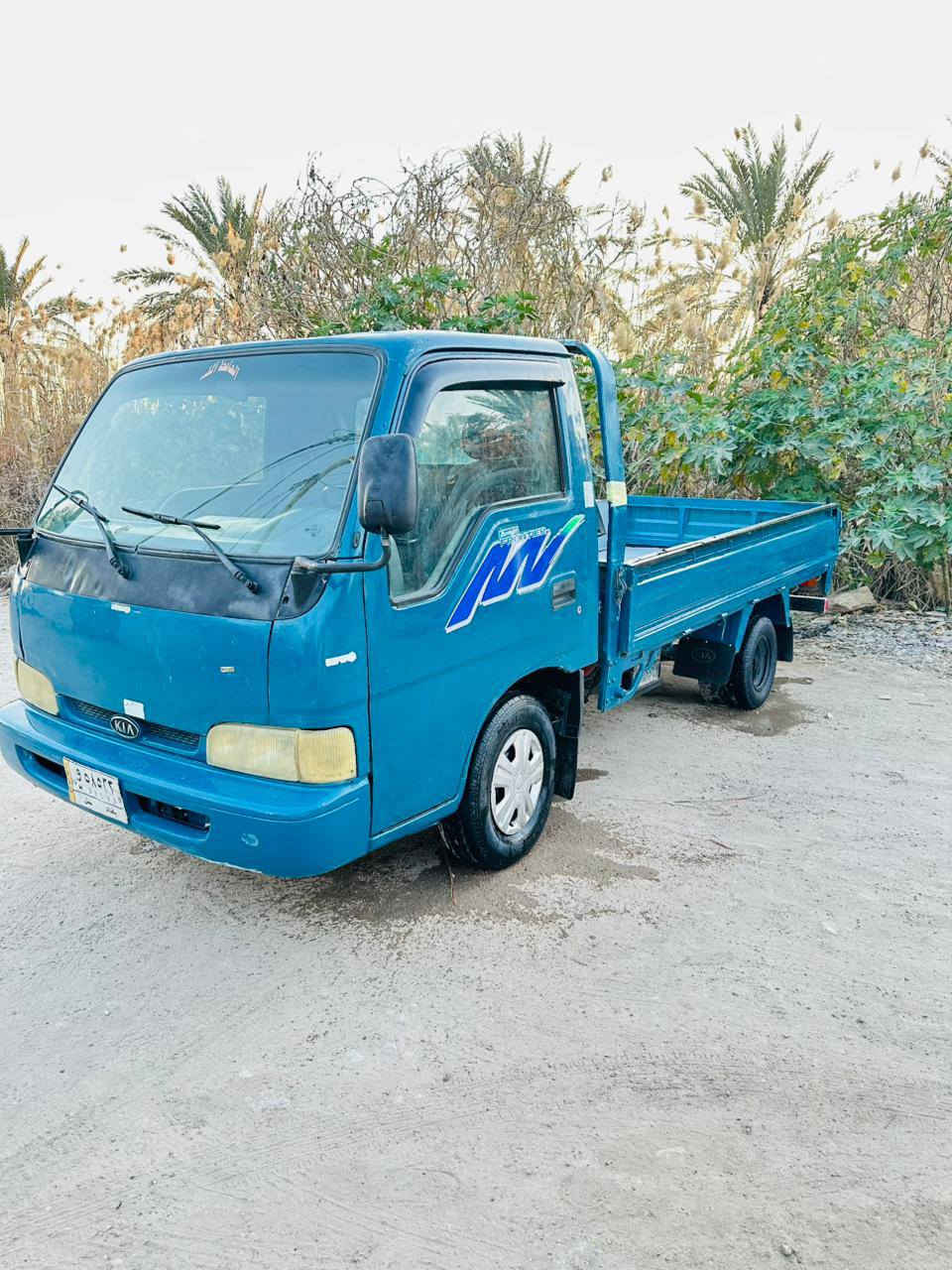 السلام عليكم فونتيره للبيع  موديل 1998 رقم بغداد مشروع وطني مكفوله من الكير والمحرك والشاصي ورقم شاصي تخم تاير السياره مابيه كل نقص  السعر 52 وبيه مجال مكاني بابل مشروع المسيب رقم الهاتف ***********
