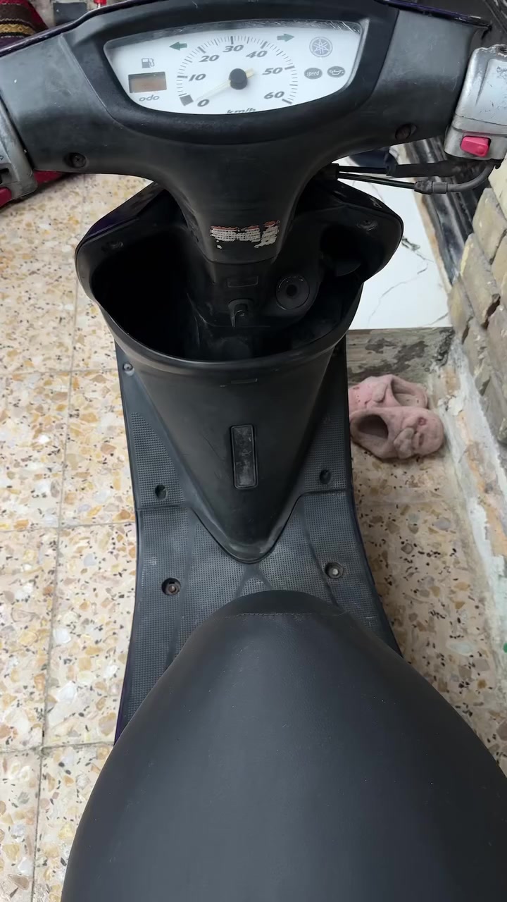 دراجه عصفوريه ريمون بغداد مدينه الصدر 500
مال رمبه***********
