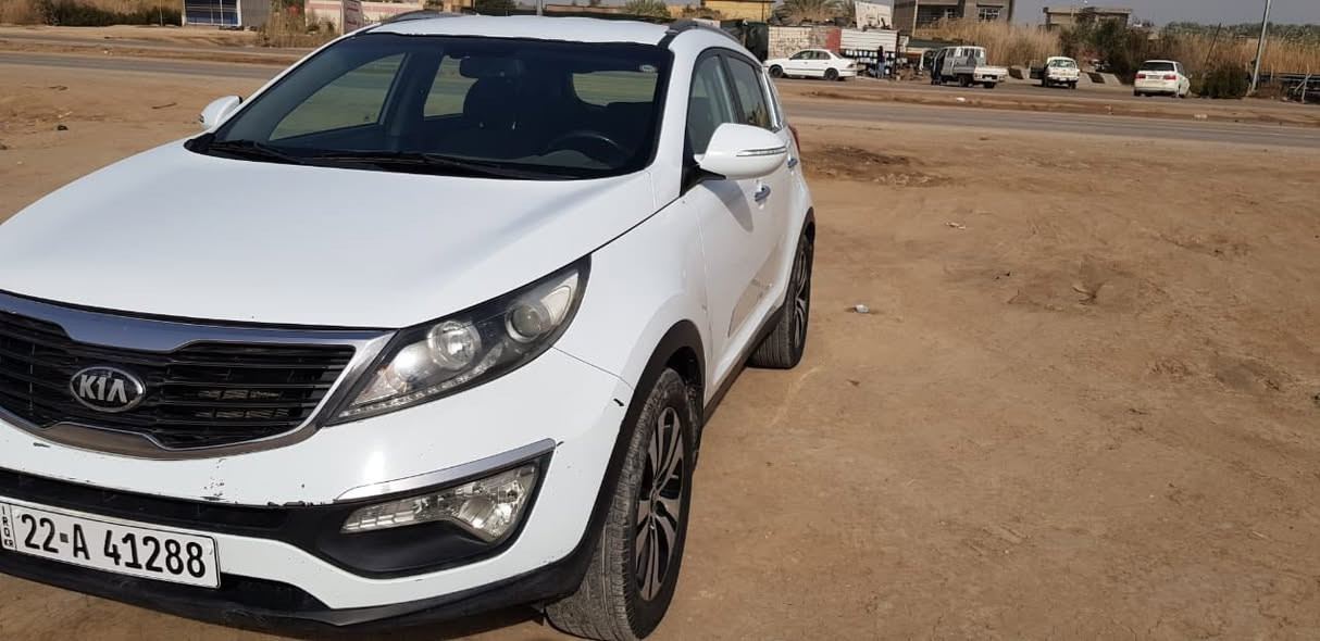 لسلام عليكم
سبورتج 2014 خليجي مكفوله كفاله عامه فقط بارد بسيط مكينه مامفتوحه البلاديه مالته حداديه وتخم تاير جديد رقم وهزه وسنويه قبل اسبوع جددتهم السعر 148 
***********
***********
