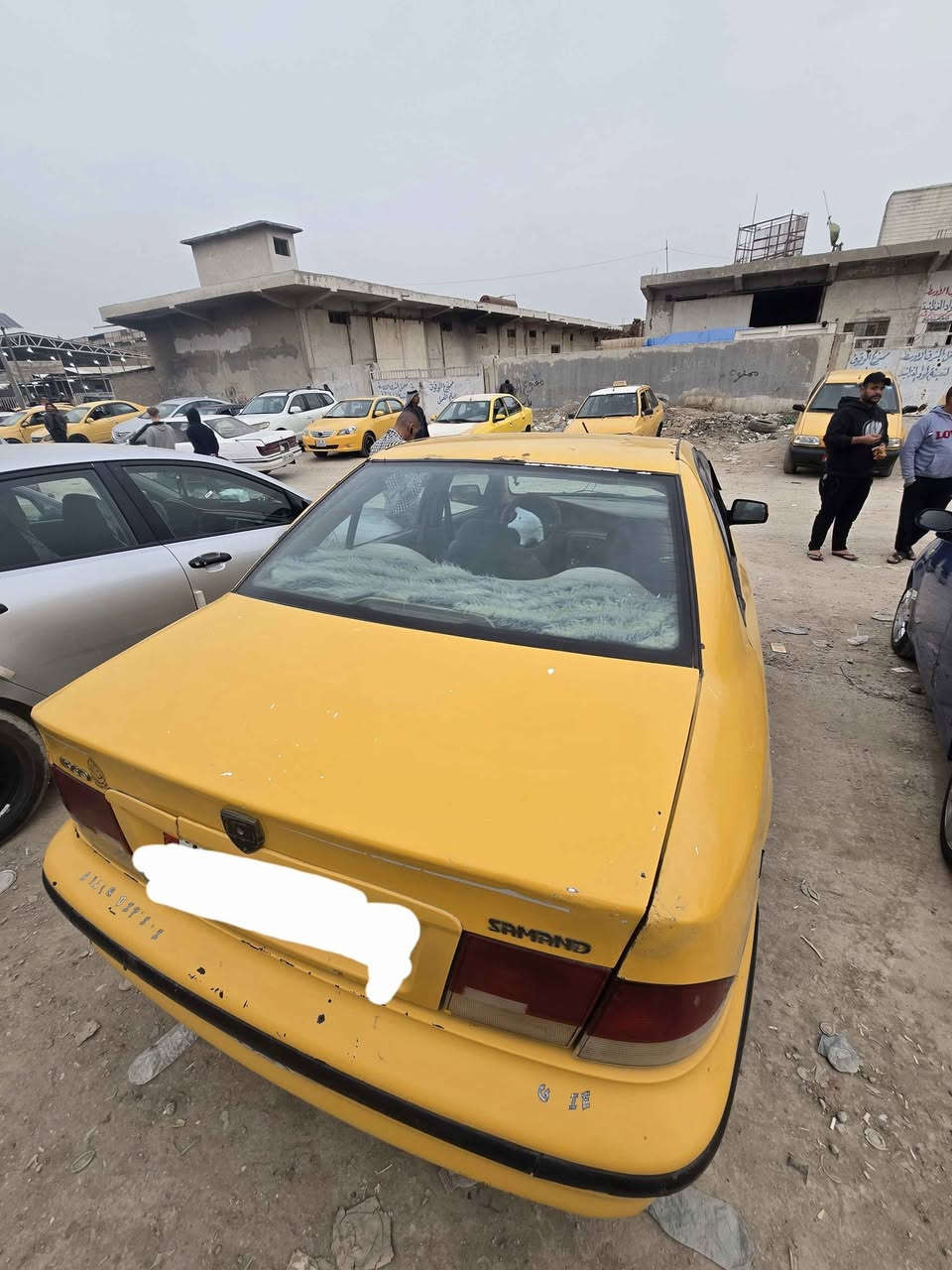 السلام عليكم 
سمند 11ناطق  بغداد رقم دولي باسمي. تحويل مباشر 
جاملغ امامي جهه السايق مبدل.  وضربه خفيفه  نهايه. الباب الخلفي  مكينه كير مكفول
حداديه ٧٥%     
   مكاني حله 
 قرب بوابه حله  كربلاء. قرب  المرور 
للاستفسار. اكثر الاتصال على 
***********
مكلف بالنشر
السعر ٢٨. وبيه مجال الهندية, كربلاء
