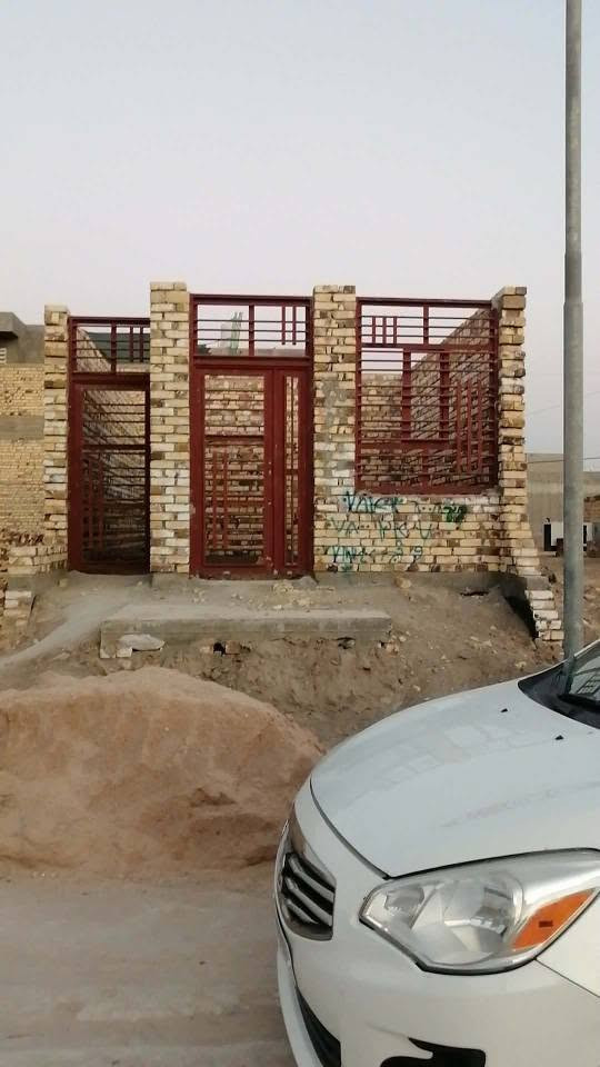 هيكل للبيع مناسب مناسب
هيكل غير مسقف مساحه 100 متر واجه 5 نزال 20 طابو زراعي سند 25 مع كافه الخدمات عرض الشارع 10 متر منطقه متكامله وهادئه بقرب شارع 100 يبعد عن الشارع 150 متر تقريبا يحتوي ع مطبخ وهول وصحيات وغرفه ومنور داخلي الحدايه كامله السعر 65 مع مجال بسيط جدا استفسار اكثر اتصل او وات ساب *********** حلة, بابل
