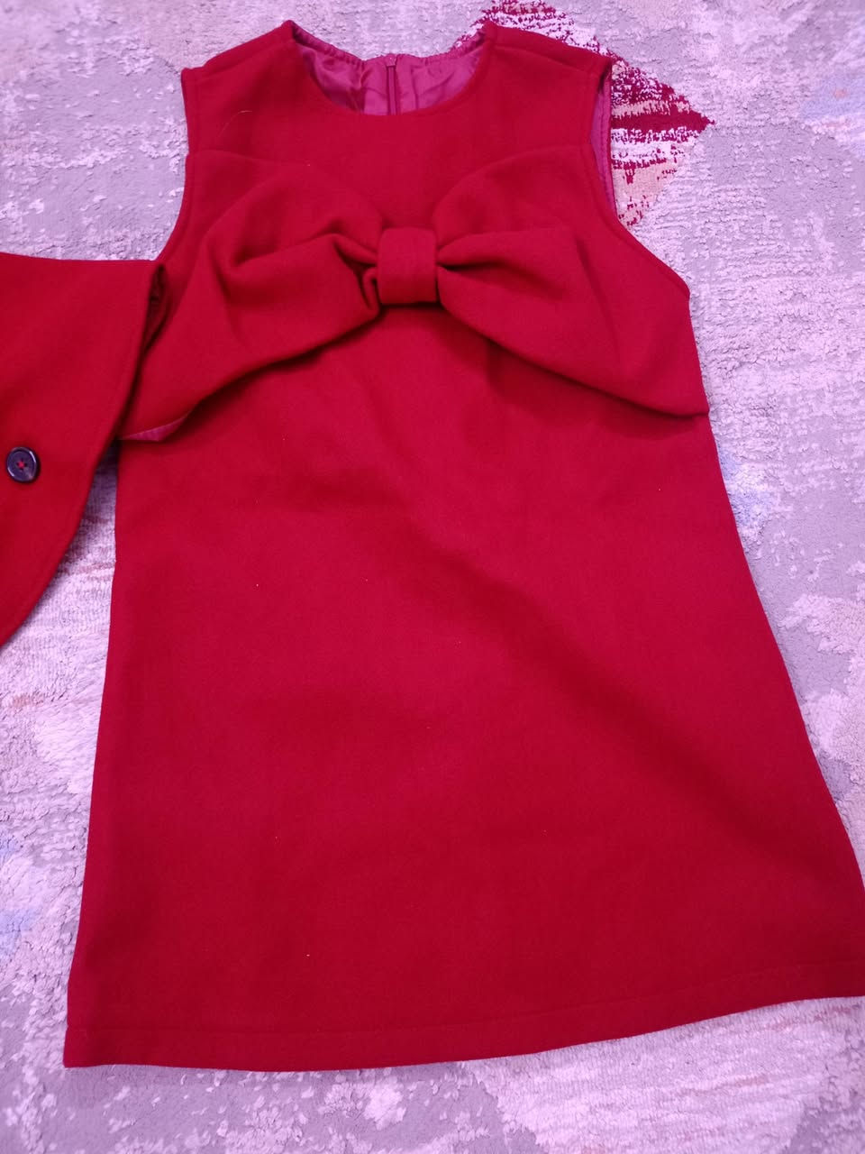 فستان وياه كب مال اميرات يجنن على العيد وياه هذا الطاك كلة وردي جوري كانما حقيقي الطول 3 اشبار يعني يلبس تقريبا سنتين الى 3 سنوات السعر 20


**إذا كنت صاحب هذا الإعلان وتريد حذفه لأي سبب، رجاءا أرسل رسالة إلى الدعم الفني**