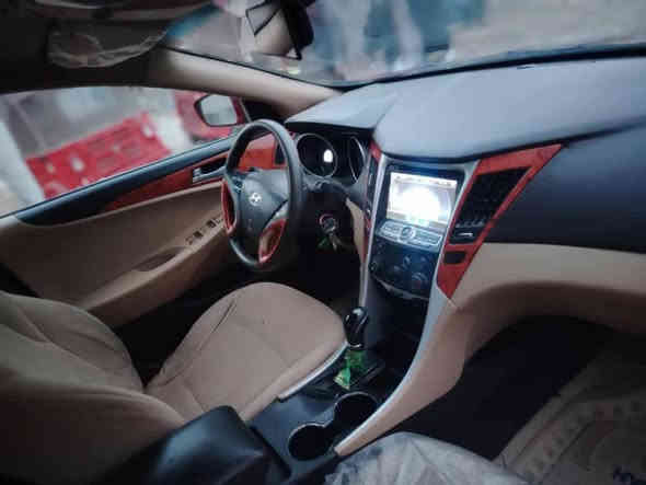 السلام عليكم سوناتة 2011 وارد أمريكي 3 قطع صبغ 1 كلير محرك 2400 جي دي اي بصمة تشغيل تشغيل عن بعد ترحيب عند القتراب دخول ذكي شاشه كبيرة كامرة خلفية دوار حساسات خلفية داخل صاج بيجي اسود تتفه تبريد كير محرك مكفول بسمي هزه سنوية 28 السعر 105 بيهه مجال للشراي بغداد مدينه الصدر *********** متواجد واتساب بغداد
