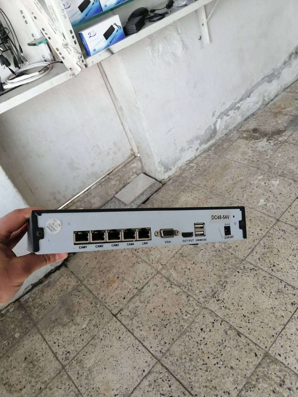 للبيع اجهزة كاميرات شرط الشغل
dvr_xvr_nvr
4جنل 2ميكا
الموقع موصل حي الرساله قرب التفك لايت
يوجد خدمة توصيل 
التواصل واتساب و اتصال 
***********
***********
