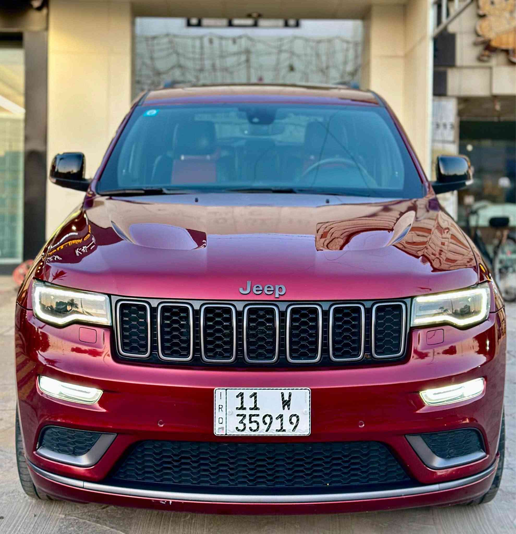 للبيع جيب  Sخليجي 2019 
1. محرك 3600
2. فتحة سقف بانوراما 
3. كراسي جلد 
4. تدفئه كشنات 
5. نقطه عمياء 
6. تحديد مسار 
7. رادار خلفي 
8. 4 انظمة قياده 
9. شاشه كار بلي اوتو 
10. صندوق كهرباء
11. ماشيه 94 كيلو 
12. كشن خزن ميموري 
13. اوتو ستوب 
14. مرآة جانبيه شفط 
15. هيتر ستيرن 
16. تبديل باب نفس اللون اثر شخط كفاله من الصبغ والبارد 
17. السعر 272 قابل للتفاوض 
18. للاستفسار *********** بغداد, العراق
