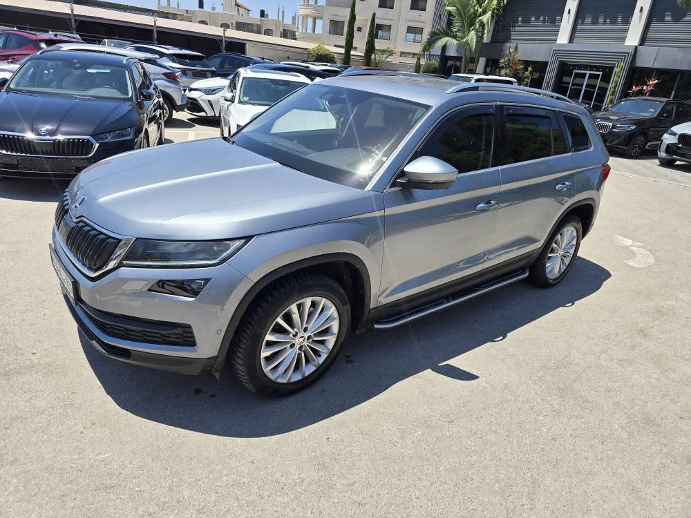 كوديك موديل 2020 
ديزل ماطور 2000 
190 حصاان 
4×4 
فل الفل ما عاده فتحه 
سعر حرق 100 الف شيقل نقدي Tul Karm, Area A


**إذا كنت صاحب هذا الإعلان وتريد حذفه لأي سبب، رجاءا أرسل رسالة إلى الدعم الفني**