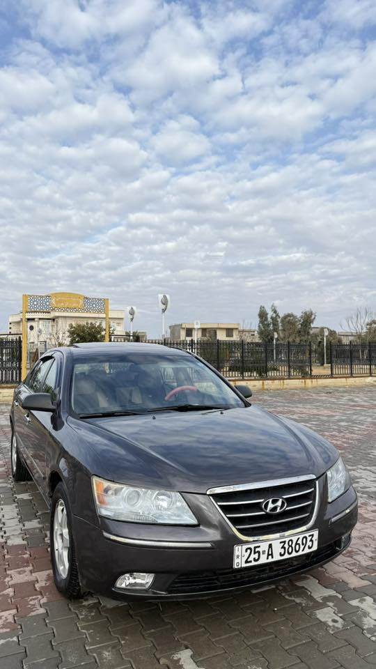 السلام عليكم للبيع فقط
هونداي سوناتا 2010 وارد أمريكي فول مواصفات لميتد 1/1 رقم كركوك دولي مشروع وطني شرط تحويل ثاني يوم محرك V6 حجم 3300 محرك و كير شرط مكفولات تخم تاير صدر خلفي و امامي جديد باتري جديد تبريد ثلج السياره ضرر أمريكا جاملغ خلفي  السياره مكفوله من لغود و شواصي و تكم و صار بيهاا جراد و اني بيدي صبغتها حزام بدون دواخل السياره جديده و مال جناي شرط ترايهاا زيرو وين ما يعجبك اطلع بيهاا 
المكان صلاح الدين 
السعر 90 وبيهاا مجال للطيبين و اعتذر عن الاقساط و الوعده و اللي يحب تفاصيل اكثر الاتصال على الرقم 
***********
***********
