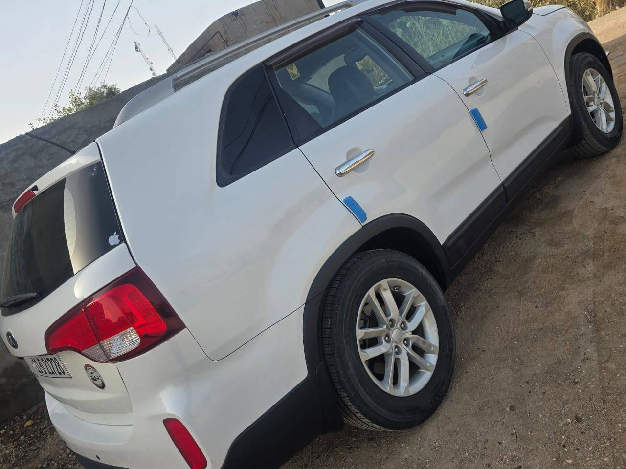 السلام عليكم سورنتو 2014 وارد امريكي حادث امريكي بس دعاميه بالعراق بيها صبغات سياره سبعه راكب مكينه كير تبريد تدفئه حداديه مكفولات  سياره رقم بغداد متواجده في بابل سياره مال بيت، سعر 140 وبيها مجال        ***********
