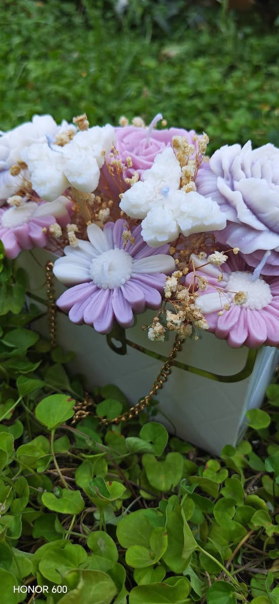 👜🌸 حقيبة ورود من الشموع المعطرة

هدية أنيقة تجمع بين جمال الورود وسحر العطور ✨

🕯️ شموع معطرة بروائح مميزة🎁 مناسبة لجميع المناسبات💐 تصميم راقٍ وجاهز للإهداء

📩 للطلب والاستفسار راسلينا على الخاص.


**إذا كنت صاحب هذا الإعلان وتريد حذفه لأي سبب، رجاءا أرسل رسالة إلى الدعم الفني**