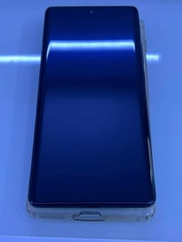 انفنكس هوت 50 برو بلاص  ذ256 للبيع فقط  السعر 180 وبي مجال بسيط  مكاني...